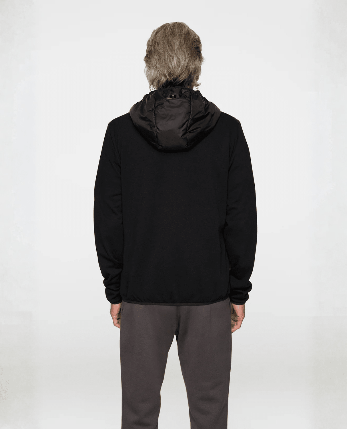 J.Lindeberg Men Gregory Hybrid Hood - Black - Mellanlager - Alpingaraget