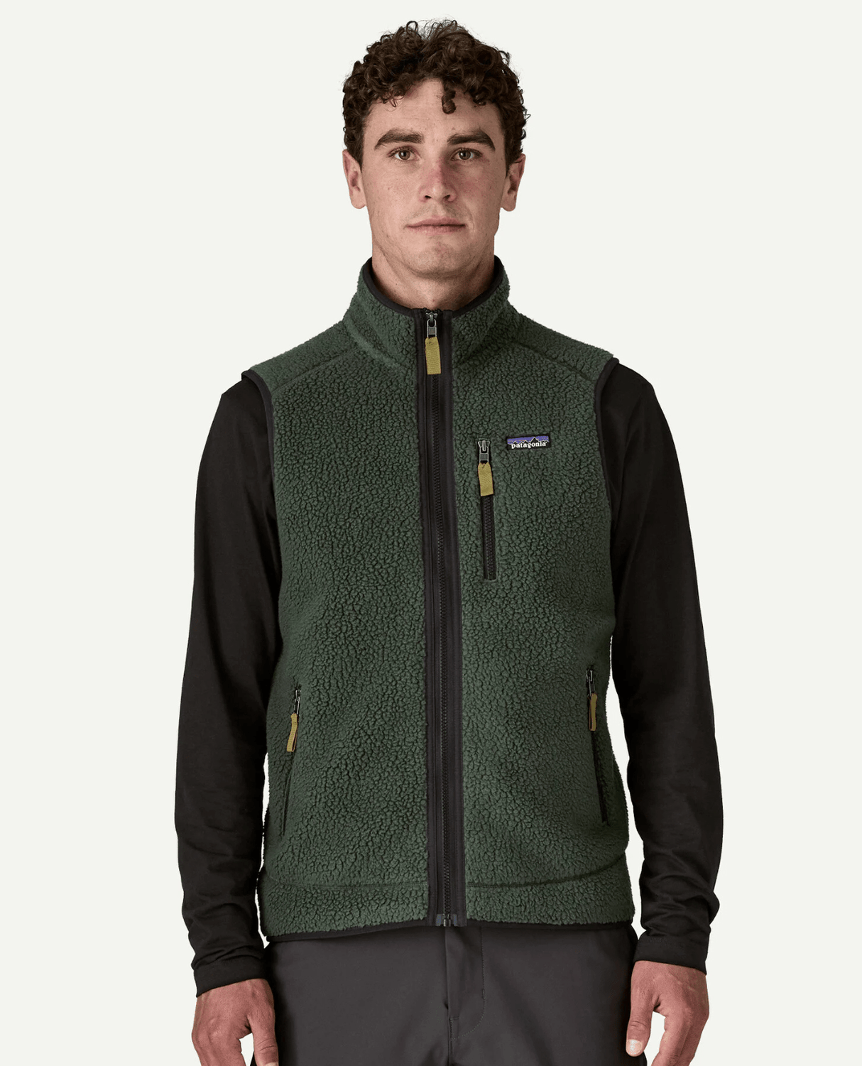 Patagonia Men Retro Pile Vest - Old Growth Green - Överdelar - Alpingaraget