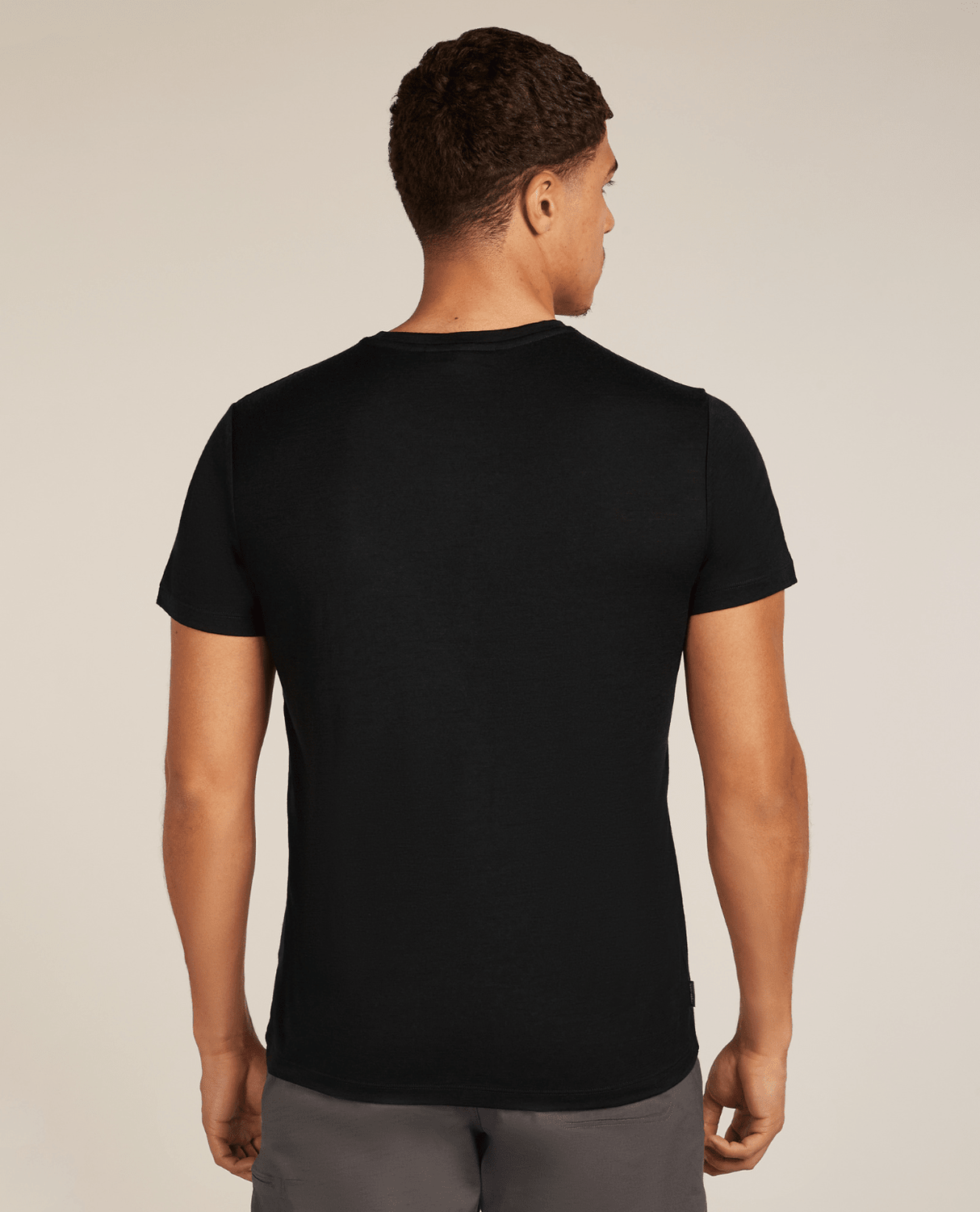 Icebreaker Men Merino 150 Tech Lite SS T Skiing Yeti - Black - Ă–verdelar - Alpingaraget