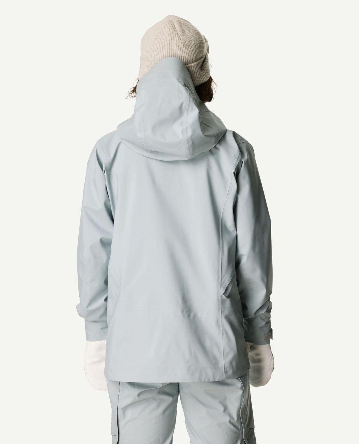 Baksida av Houdini Rollercoaster Jacket II dam i färgen breaker gray.