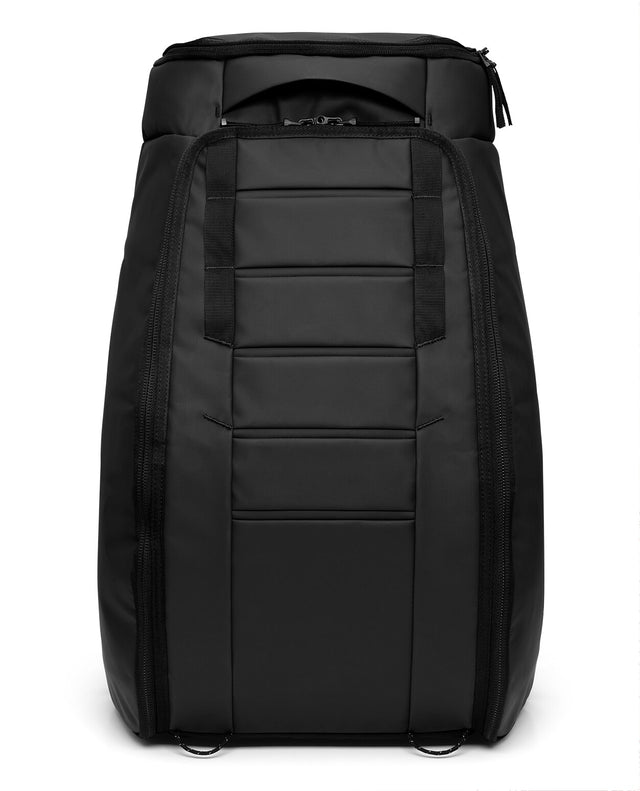D_b_ Hugger Bootpack 45L - Black Out
