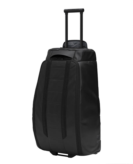 D_b_ Hugger Roller Bag 90L - Black Out - Alpingaraget