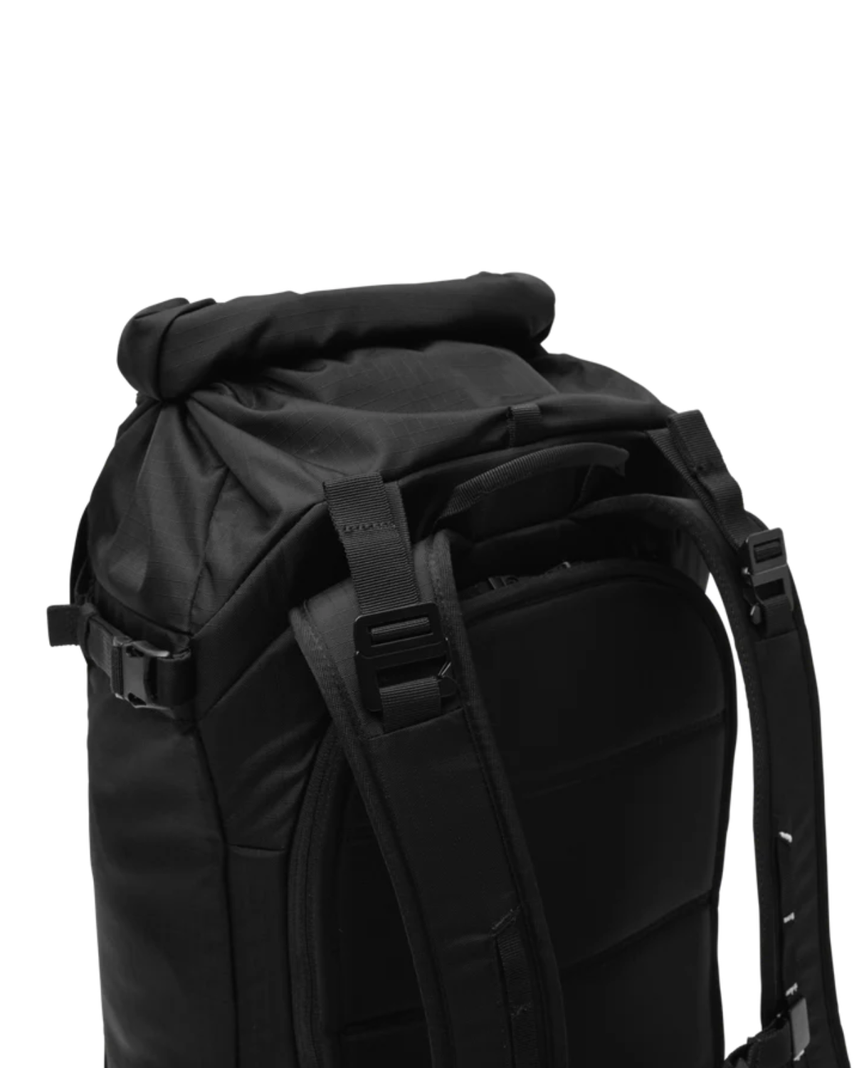 D_b_ Snow Pro Backpack 32L - Coral Flash Alpingaraget