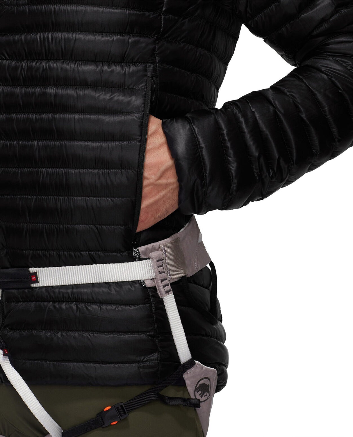 Mammut Men Aenergy IN Hooded Jacket - Black - Alpingaraget