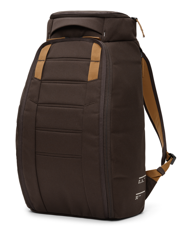 D_b_ Hugger Backpack 30L - Espresso  Alpingaraget