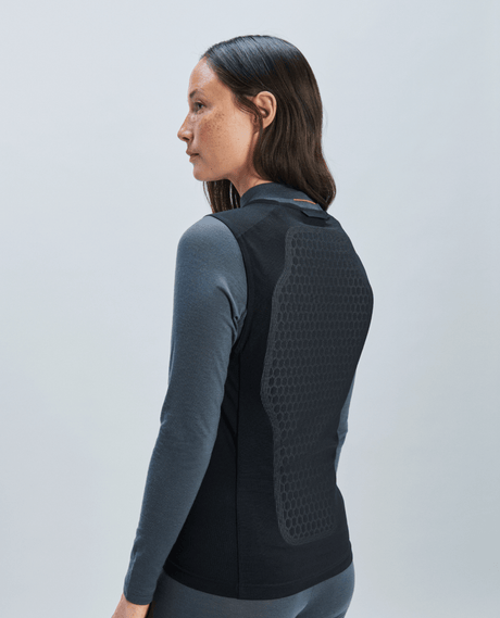POC Women VPD Air Vest - Uranium Black - Ryggskydd - Alpingaraget