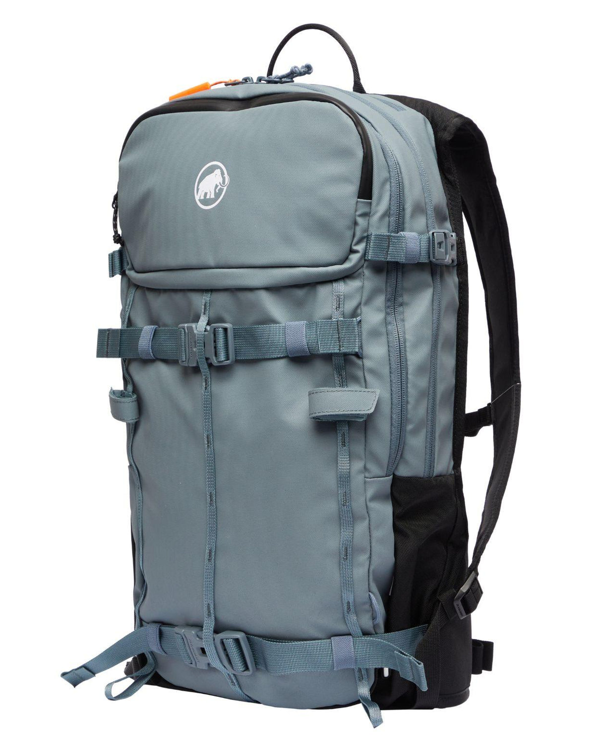 Mammut Nirvana 22 skidryggsäck i gråsvart färg med fästen för skidor och lavinutrustning.