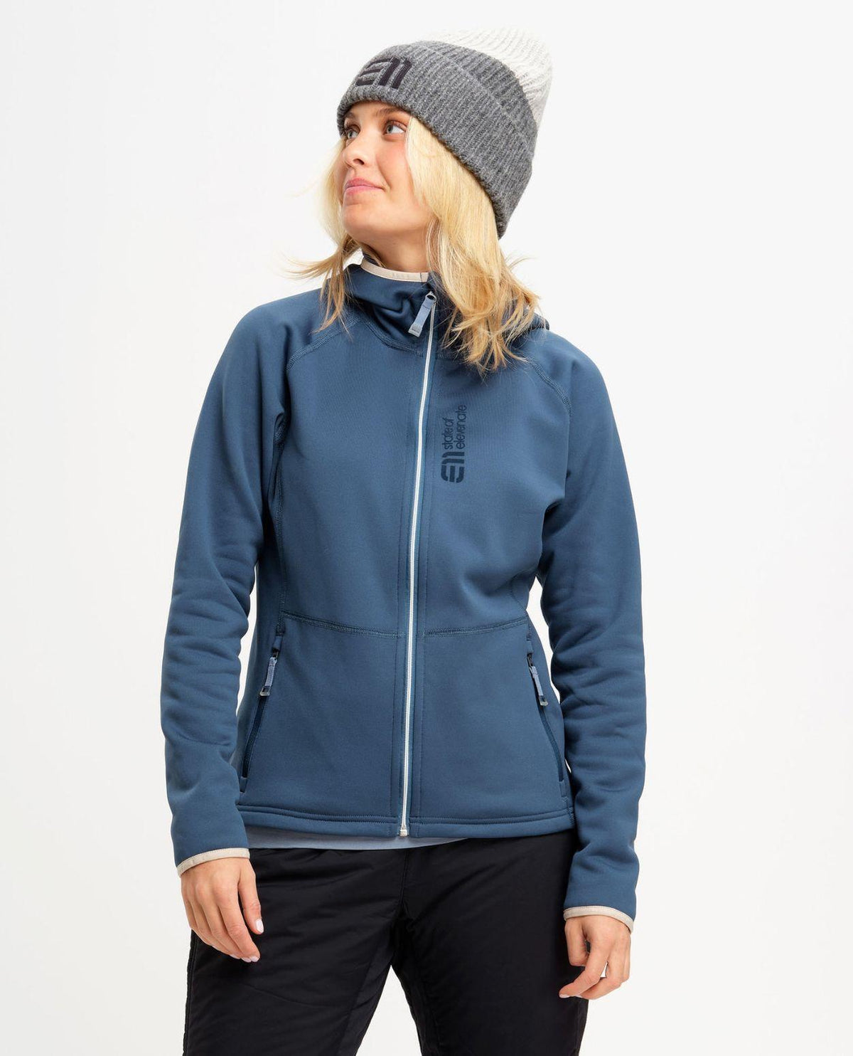 Elevenate Skiers Fleece Hood Women - Blå mellanlager i stretchfleece för dam