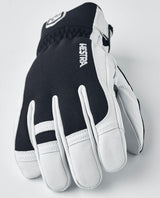 Hestra Army Leather Trigger 5 Finger skidhandske i svart skinn och syntetmaterial.