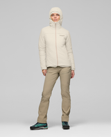Norrøna Femund thermo60 Zip Hood Women i färg oatmeal för dam, visad framifrån med huva.