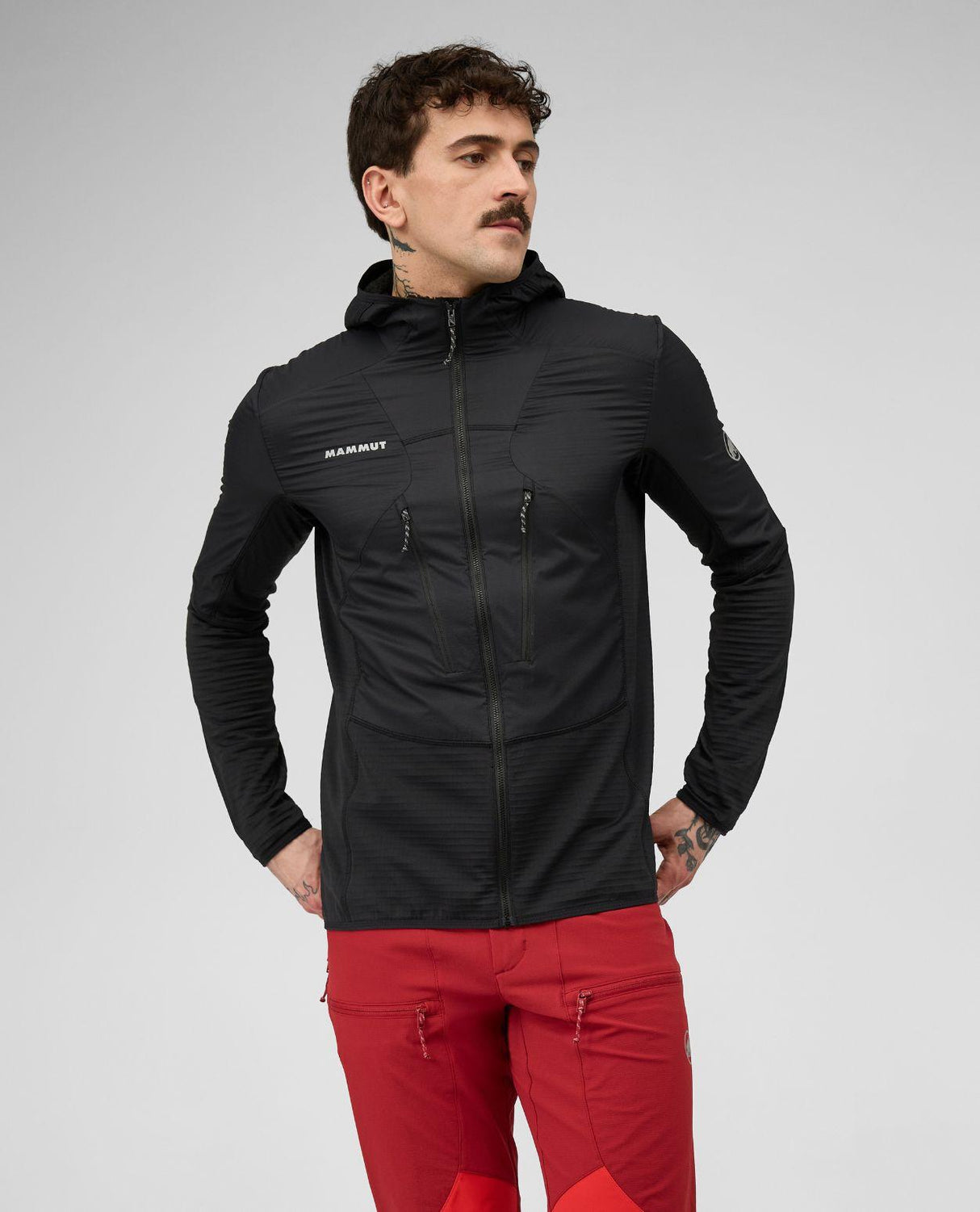 Mammut Aenergy ML Hybrid Hooded Jacket Men - Svart smidig och värmande jacka för herrar