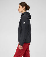 Mammut Aenergy Air IN Hooded Jacket Women - Svart damjacka från sidovy