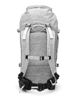 D_b_ Snow Pro Backpack 25L i färg White Noise som visar ryggsäckens baksida med axelremmar.