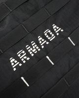 Armada AR Gear Haul 50L Tote - Svart detaljbild på logotyp och tyg