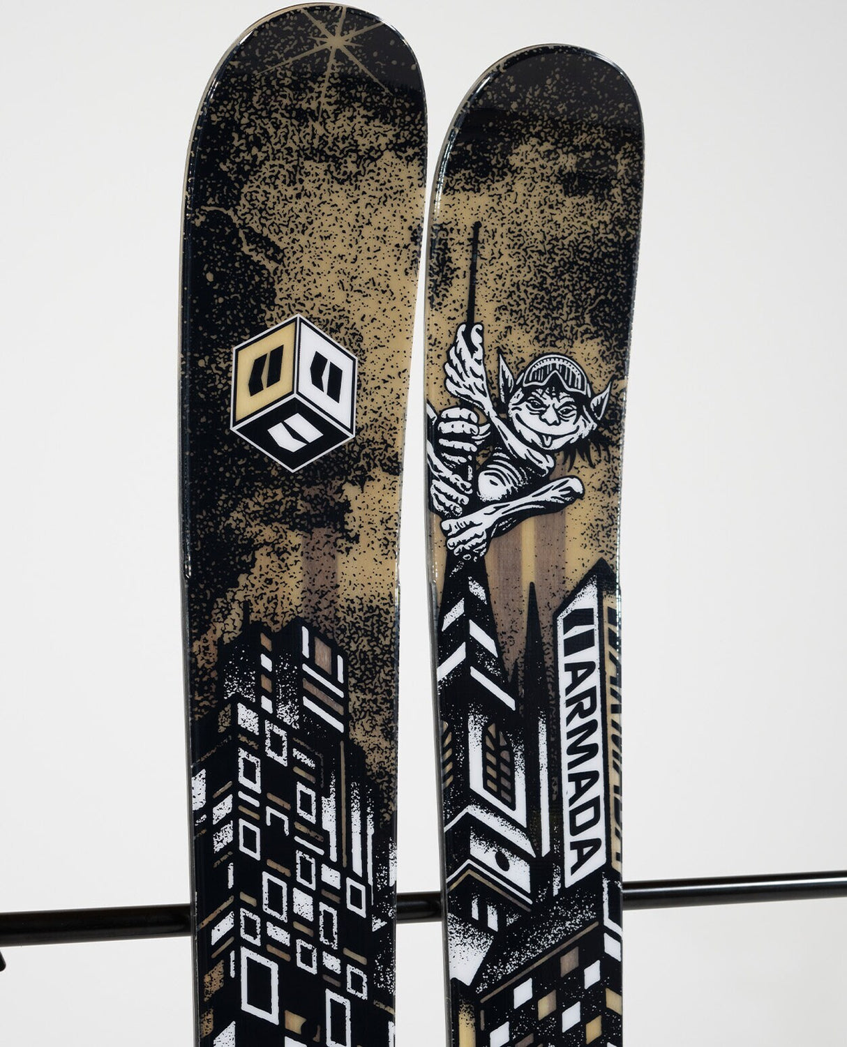 Armada Edollo 24/25 - Alpingaraget