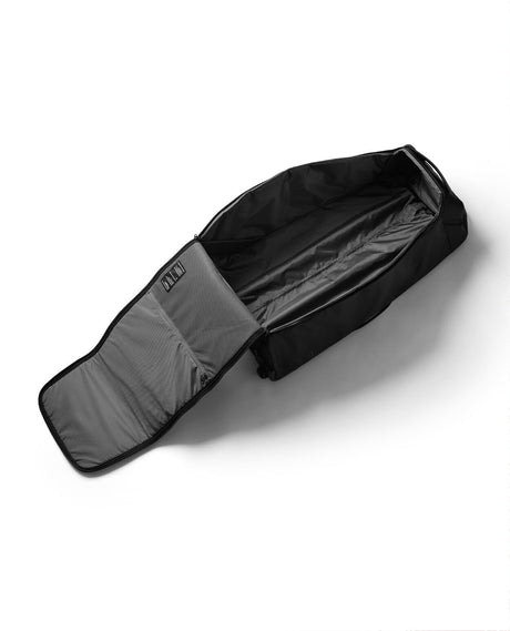 D_b_ Hugger Roller Bag 90L - Black Out - Resväskor - Alpingaraget