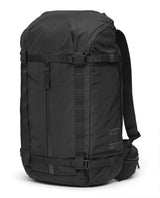 D_b_ Backcountry Backpack 25L - Black Out - Ryggsäckar - Alpingaraget