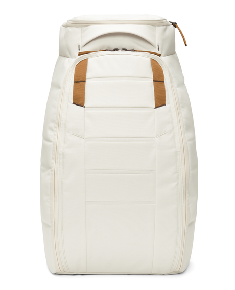D_b_ Hugger Backpack 30L - Oatmilk  Alpingaraget